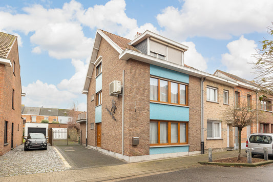 * IN OPTIE * Matteottistraat 16, 2845 Niel