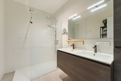 * IN OPTIE * Pastoor Huyghestraat 8/0201, 2845 Niel