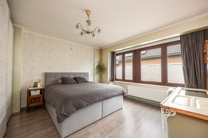 * IN OPTIE * Provinciale Steenweg 70, 2627 Schelle