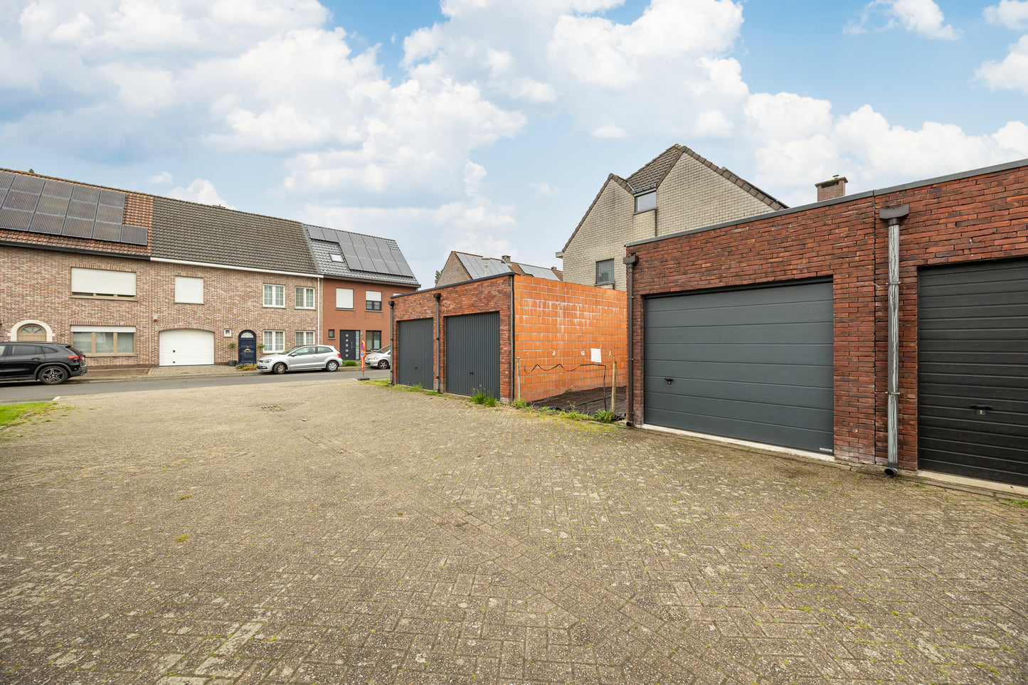 * IN OPTIE* Begoniastraat 47, 2850 Boom
